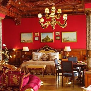 Trezzini Palace Boutique Hotel